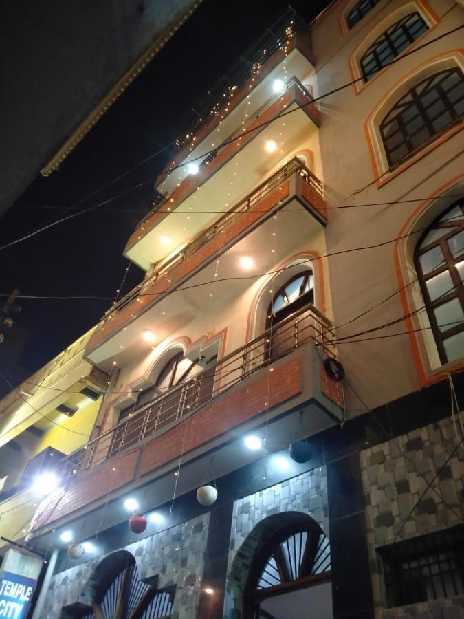 Rudra Stays 2* Varanasi